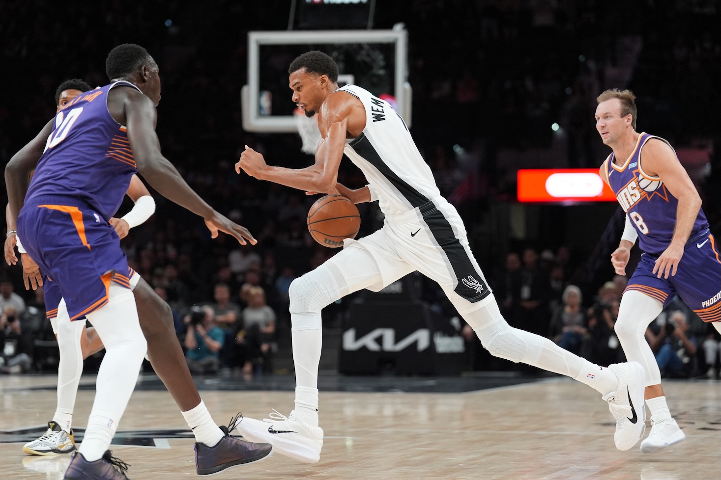 NBA-seurojen pomot äänestivät Victor Wembanyaman MVP:ksi.